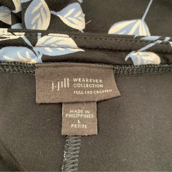 J Jill Wearable Full Leg Cropped Pants Lage Petite Pull On Black Blue Floral - Picture 6 of 10